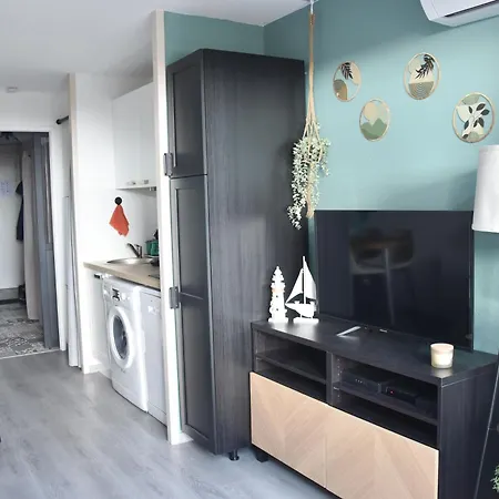 Cap One, Au Coeur De Cap Esterel Vue & Piscines - Acces Piscines Et Parking Couvert Inclus