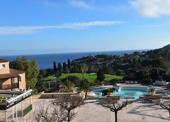 Cap One, Au Coeur De Cap Esterel Vue & Piscines - Acces Piscines Et Parking Couvert Inclus Apartment