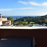 Cap One, Au Coeur De Cap Esterel Vue & Piscines - Acces Piscines Et Parking Couvert Inclus *