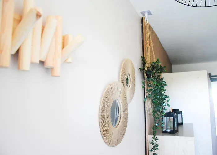 Cap One, Au Coeur De Cap Esterel Vue & Piscines - Acces Piscines Et Parking Couvert Inclus Apartamento Saint-Raphaël